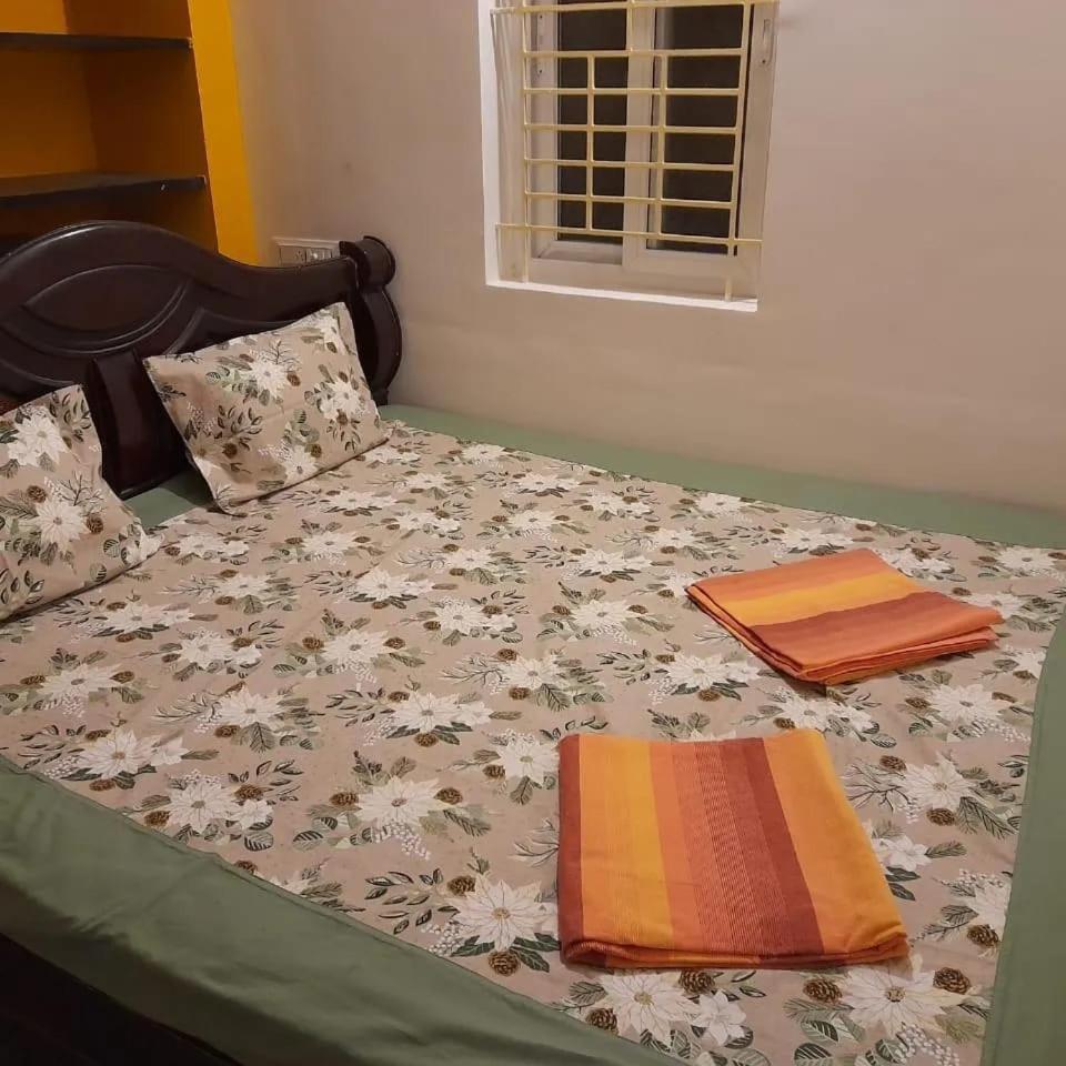 Shi'S Shambhavi Homestay -On The Way To Isha, Maruthamalai كويمباتور المظهر الخارجي الصورة